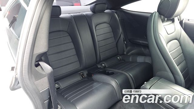 Mercedes-Benz C-Class C200 Coupe