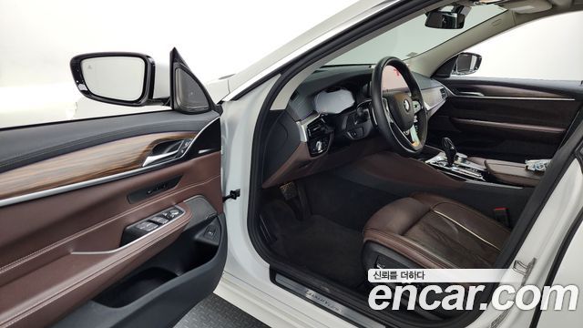 BMW Gran Turismo 630i xDrive Luxury