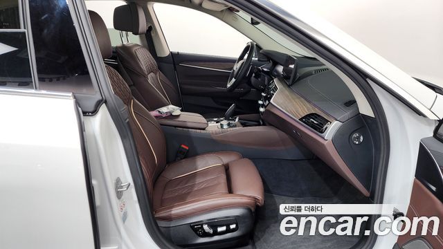 BMW Gran Turismo 630i xDrive Luxury