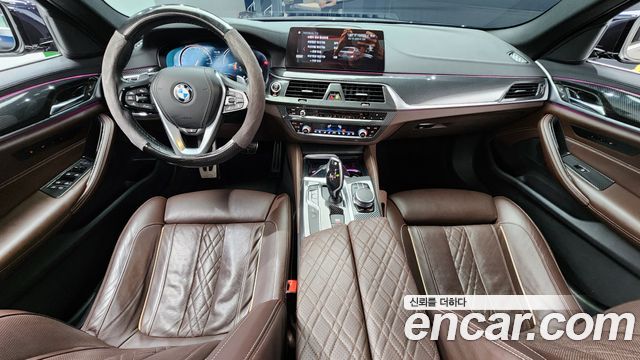 BMW 5-Series 530i xDrive M Sport Package Plus
