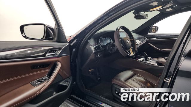 BMW 5-Series 530i xDrive M Sport Package Plus