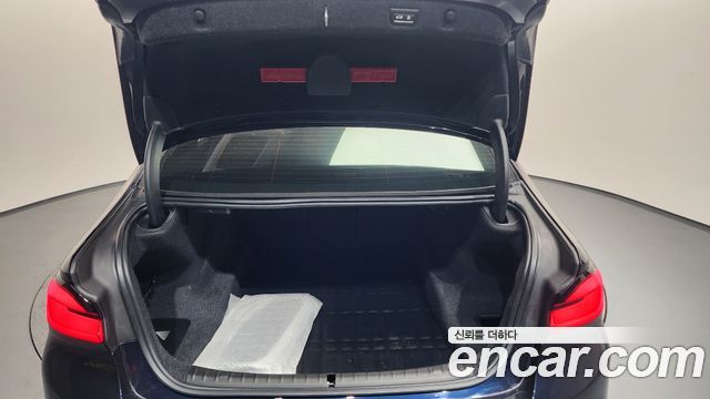 BMW 5-Series 530i xDrive M Sport Package Plus