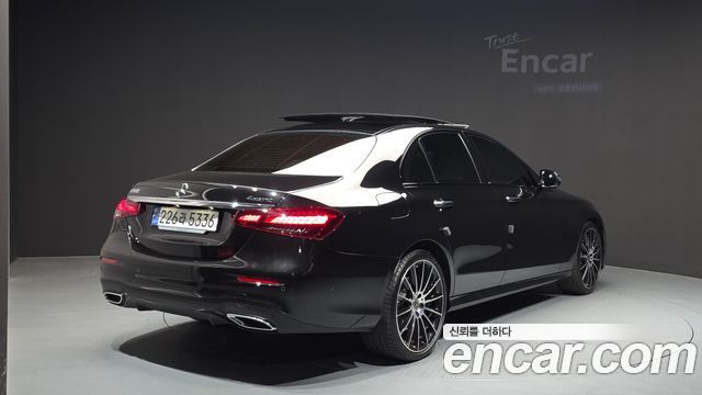 Mercedes-Benz E-Class E350 4MATIC AMG Line