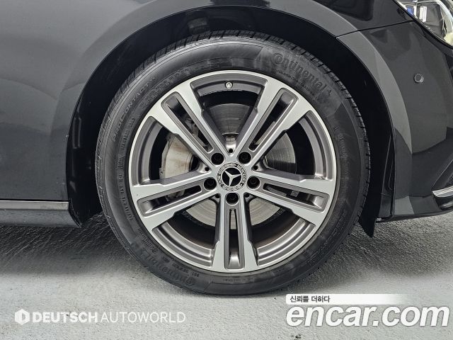 Mercedes-Benz E-Class E350 4MATIC Avantgarde