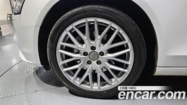 Audi A4 30 TDI Dynamic