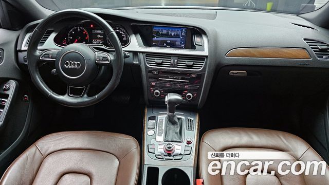 Audi A4 30 TDI Dynamic