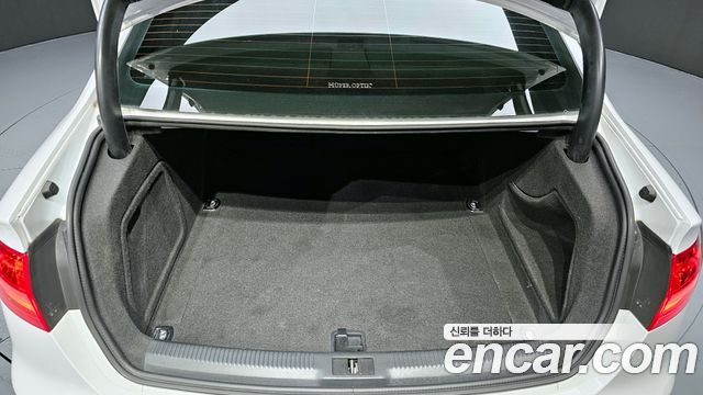 Audi A4 30 TDI Dynamic