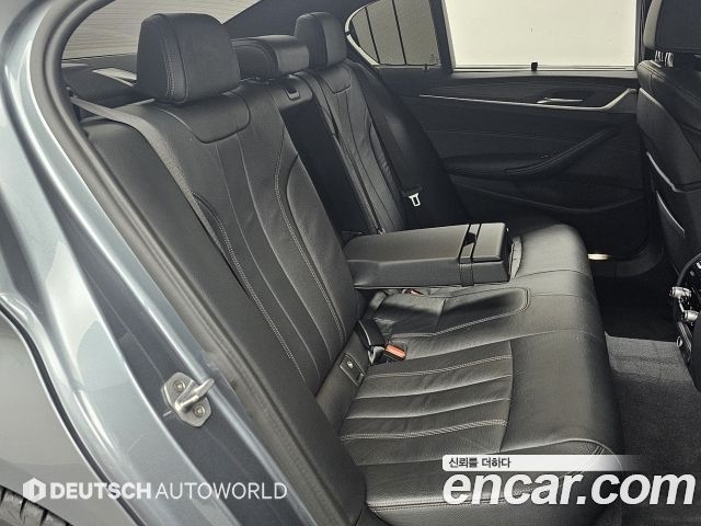 BMW 5-Series 530i M Sport Package Plus