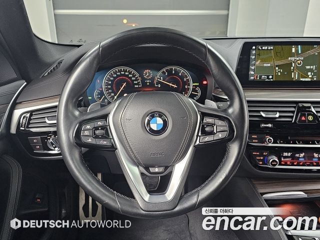 BMW 5-Series 530i M Sport Package Plus