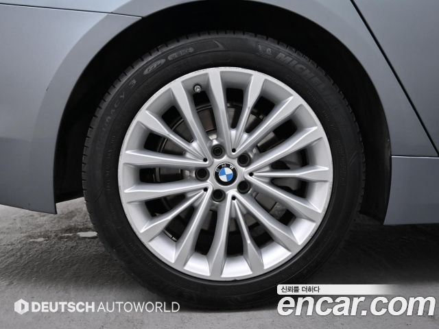 BMW 5-Series 530i Luxury Plus