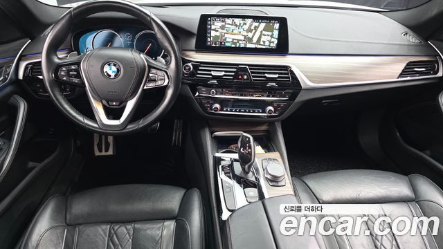 BMW 5-Series 520d xDrive M Sport Package Plus