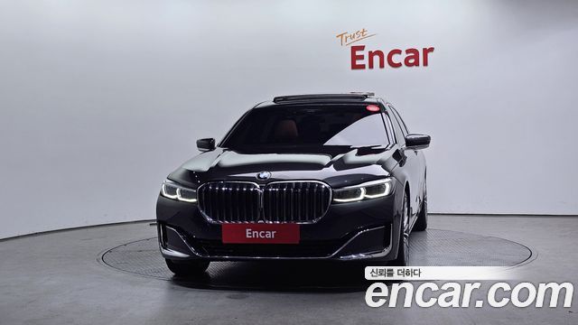 BMW 7-Series 740Li xDrive Design Pure Excellence