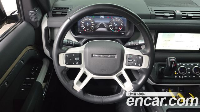 Land Rover Defender 110 D240 SE