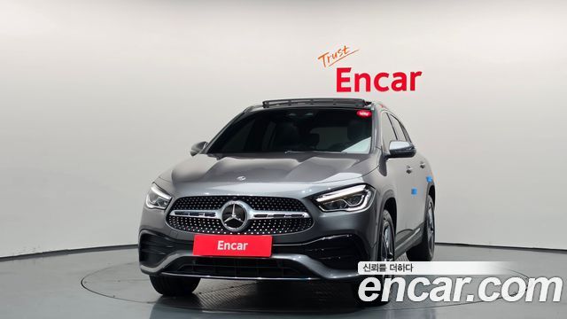 Mercedes-Benz GLA-Class GLA250 4MATIC