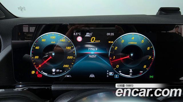 Mercedes-Benz GLA-Class GLA250 4MATIC