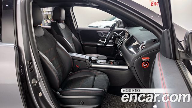 Mercedes-Benz GLA-Class GLA250 4MATIC