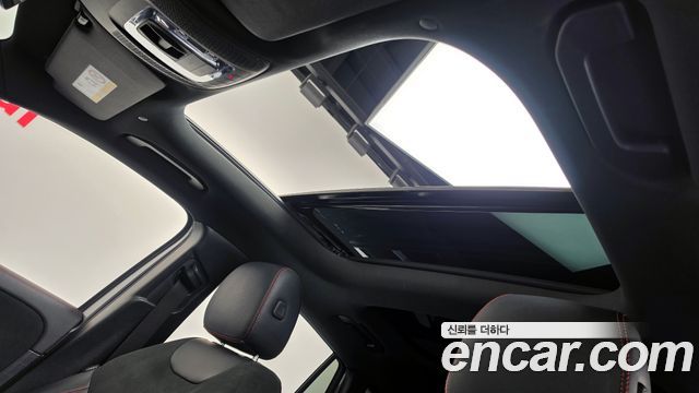 Mercedes-Benz GLA-Class GLA250 4MATIC