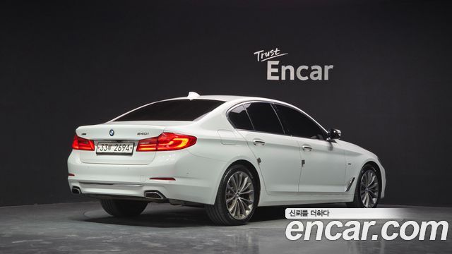 BMW 5-Series 540i xDrive Luxury Plus