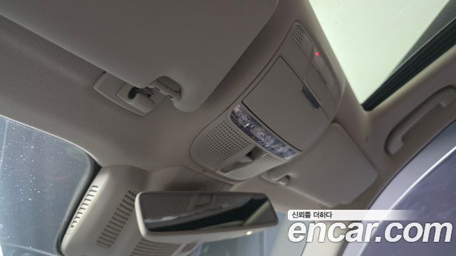 Mercedes-Benz E-Class E220d 4MATIC Avantgarde