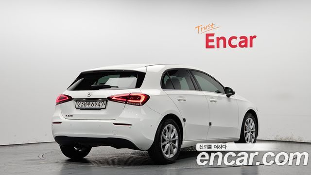 Mercedes-Benz A-Class A220 Hatchback