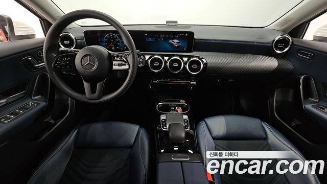 Mercedes-Benz A-Class A220 Hatchback