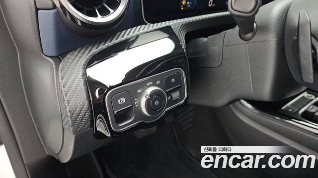Mercedes-Benz A-Class A220 Hatchback