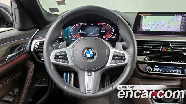 BMW 5-Series 530i xDrive M Sport Package Plus