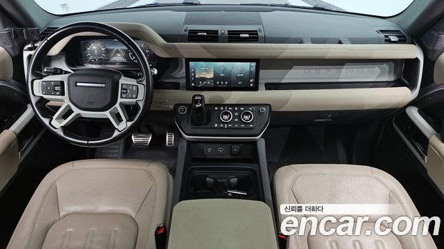 Land Rover Defender 90 D250 SE