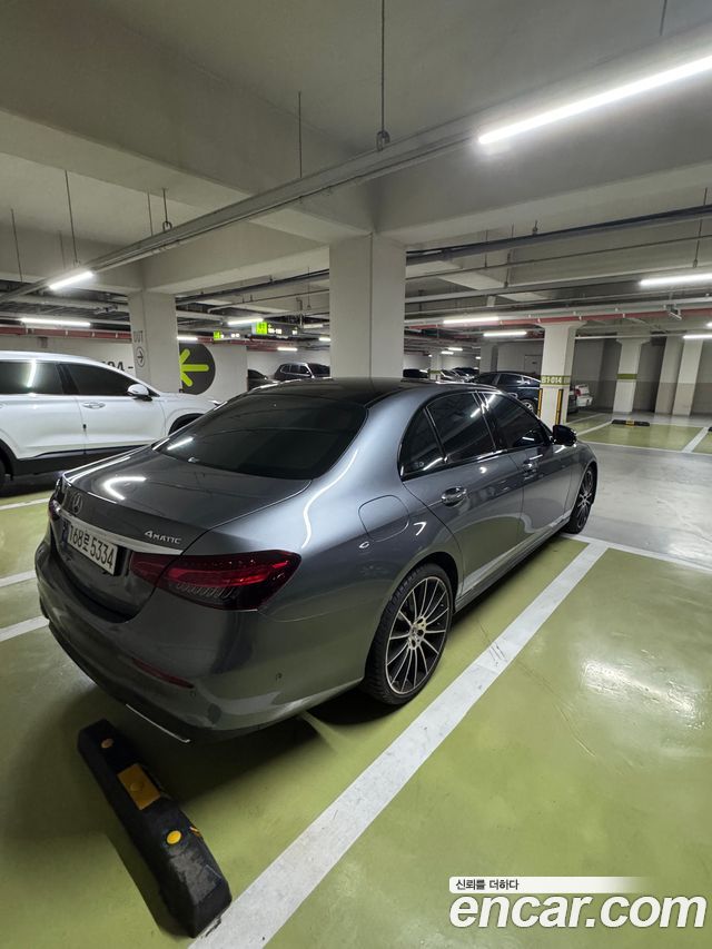 Mercedes-Benz E-Class E350 4MATIC AMG Line