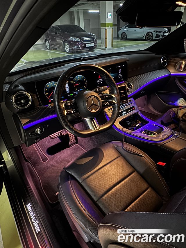 Mercedes-Benz E-Class E350 4MATIC AMG Line