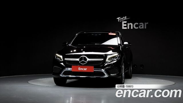 Mercedes-Benz GLC-Class GCL300 4MATIC Coupe