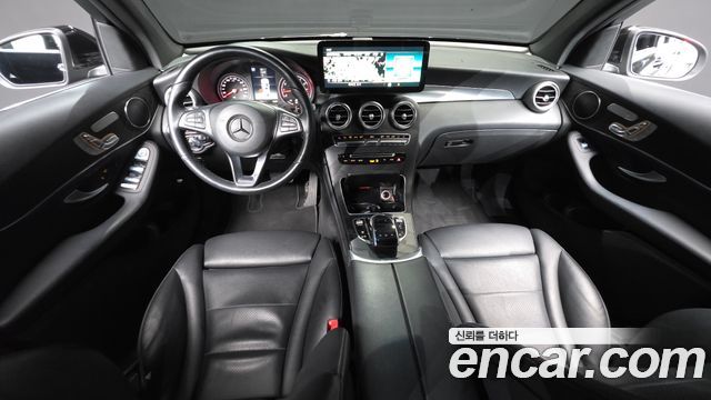 Mercedes-Benz GLC-Class GCL300 4MATIC Coupe