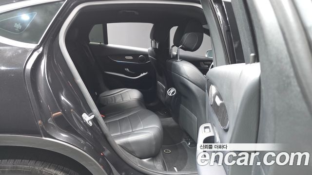 Mercedes-Benz GLC-Class GCL300 4MATIC Coupe