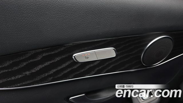 Mercedes-Benz GLC-Class GCL300 4MATIC Coupe