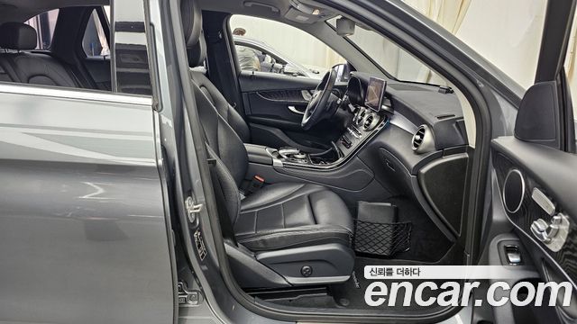 Mercedes-Benz GLC-Class GLC300 4MATIC
