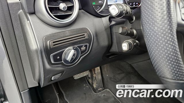 Mercedes-Benz GLC-Class GLC300 4MATIC