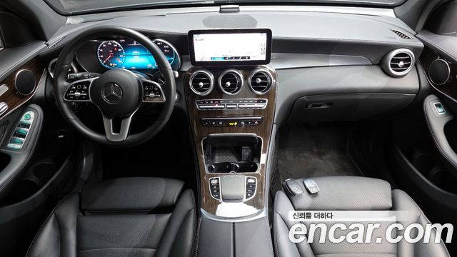 Mercedes-Benz GLC-Class GLC300 4MATIC