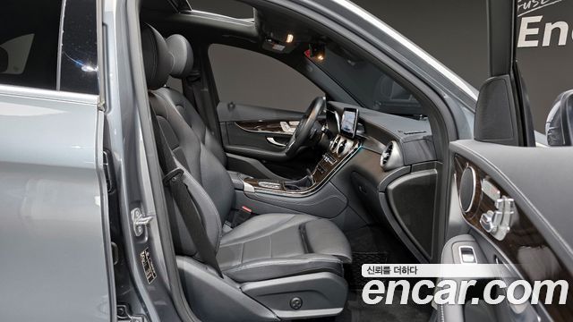 Mercedes-Benz GLC-Class GLC300 4MATIC