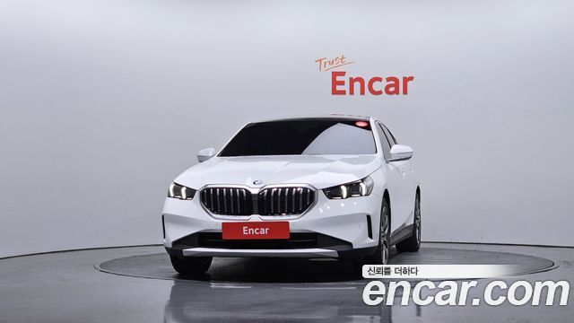 BMW 5-Series 520i