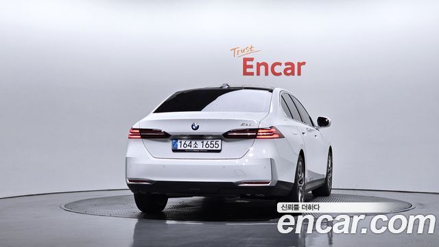 BMW 5-Series 520i