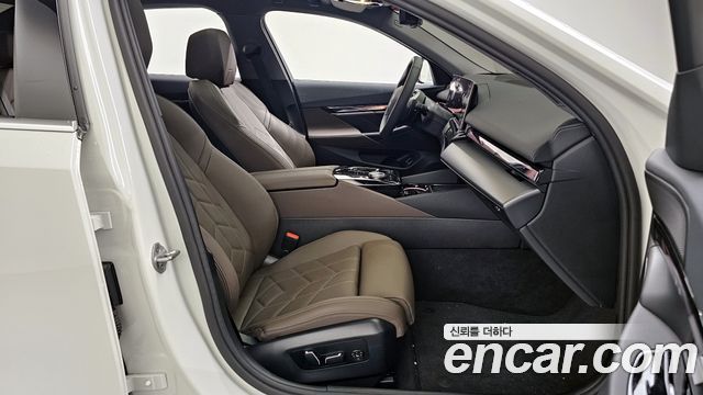 BMW 5-Series 520i