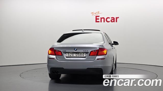 BMW 5-Series 528i xDrive M Aero Dynamic