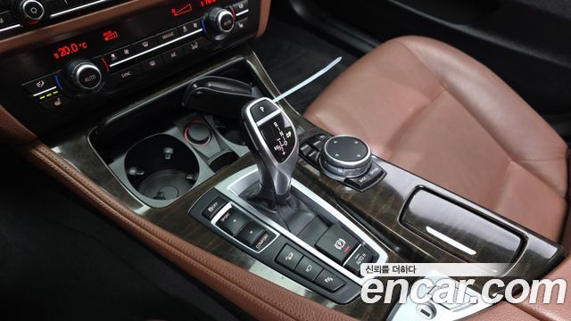 BMW 5-Series 528i xDrive M Aero Dynamic