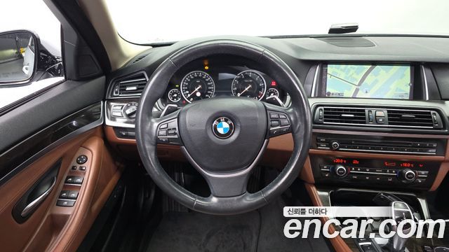 BMW 5-Series 528i xDrive M Aero Dynamic