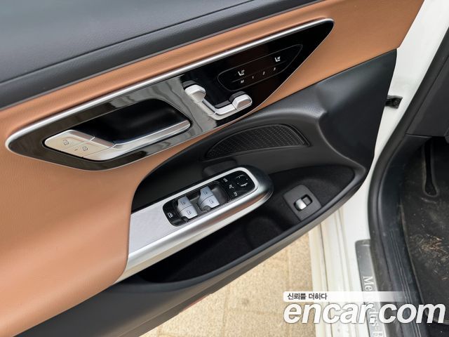 Mercedes-Benz E-Class E200 Avantgarde Limited