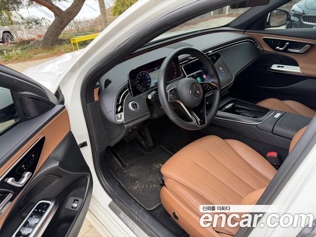 Mercedes-Benz E-Class E200 Avantgarde Limited