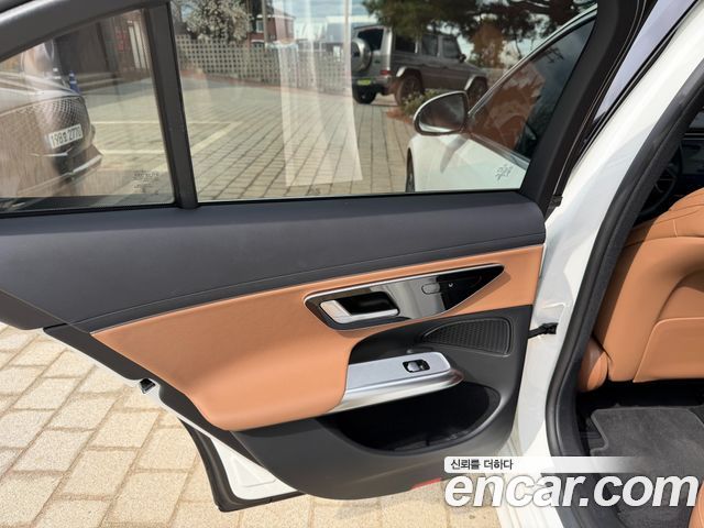 Mercedes-Benz E-Class E200 Avantgarde Limited
