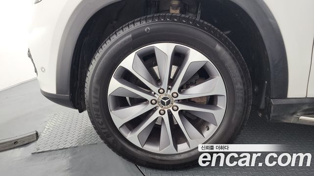 Mercedes-Benz GLE-Class GLE300d 4MATIC
