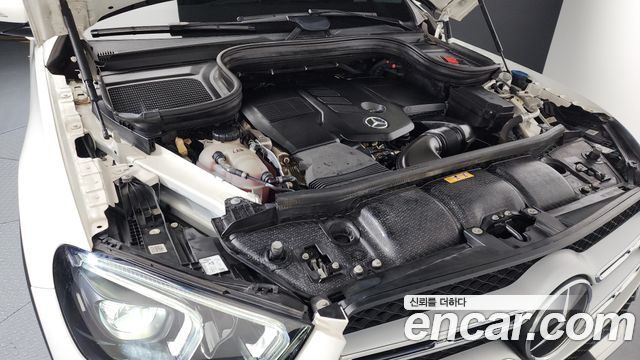 Mercedes-Benz GLE-Class GLE300d 4MATIC