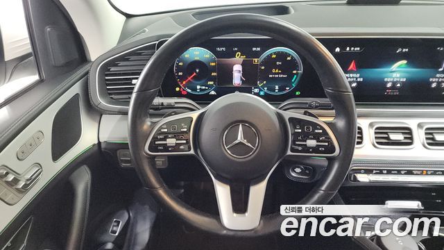 Mercedes-Benz GLE-Class GLE300d 4MATIC